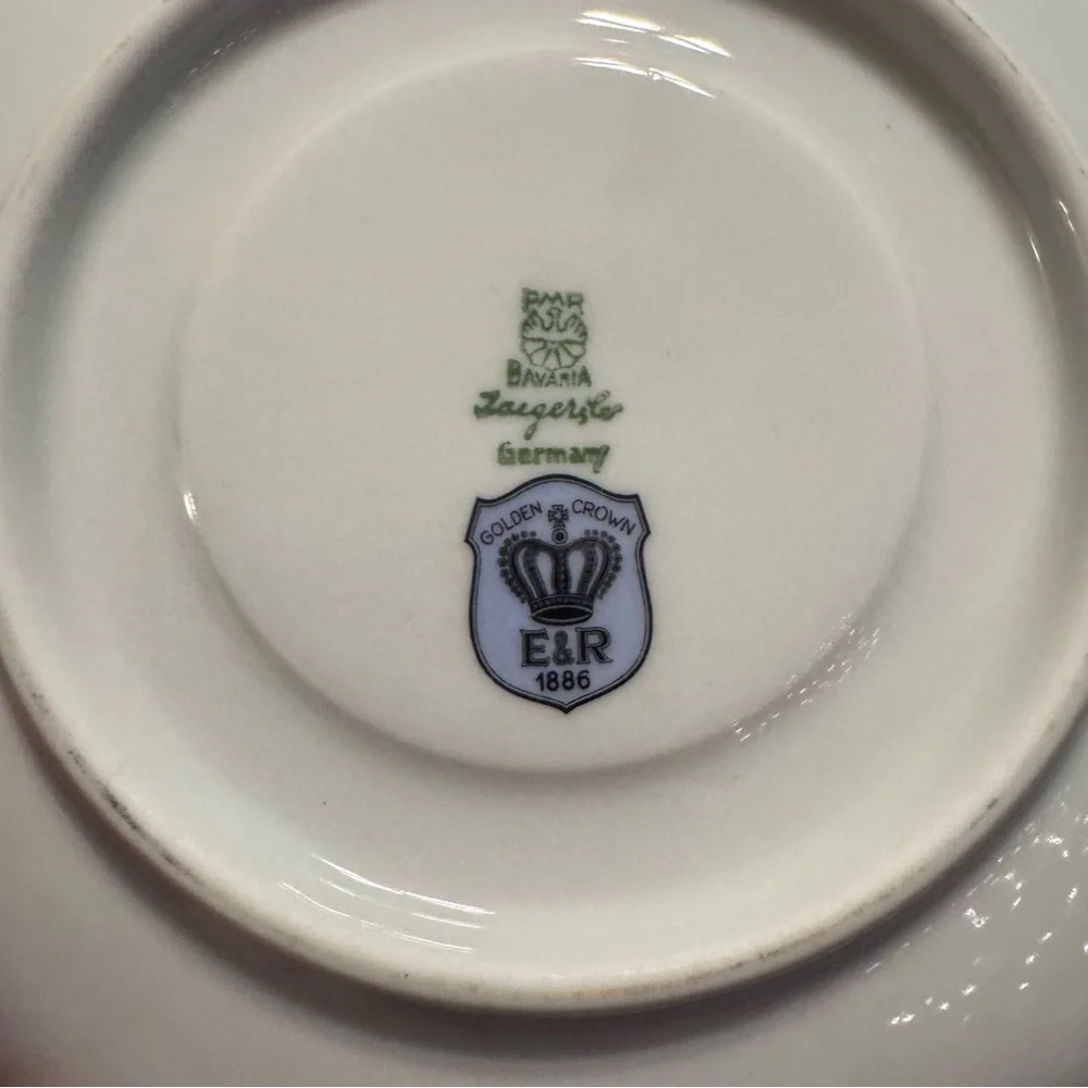Vintage Jaeger Co. Bavaria Crown E&R Footed Fruit Pattern 4 Teacups with Saucers